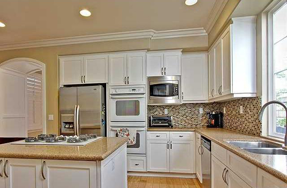 valencia-bridgeport-the-landing-plan-2-kitchen-2