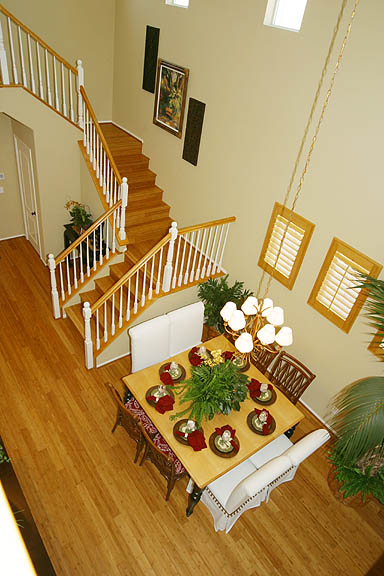 sanabellaresidence2downstairsviewtodining2-1