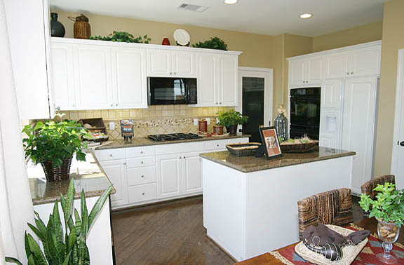 sanabellaresidence3kitchen-1