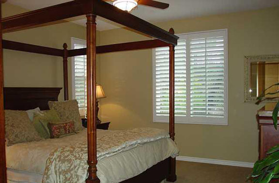 Valencia Woodlands Garland Plan 1 master bedroom