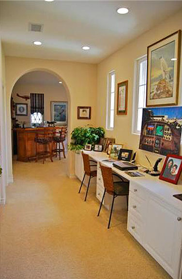 presidio-plan-3-upstairs-hallway-and-computer-area