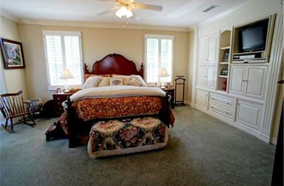 presidio-plan-4-master-bedroom-bed-area