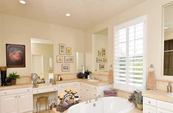 presidio-plan-5-master-bathroom