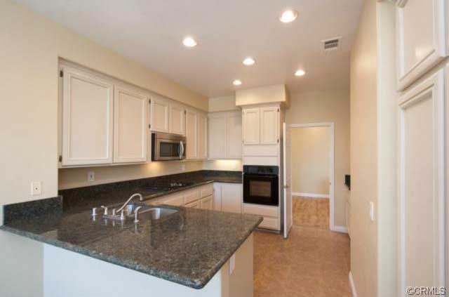 2445 Hampton Drive Unit A Valencia CA 91355